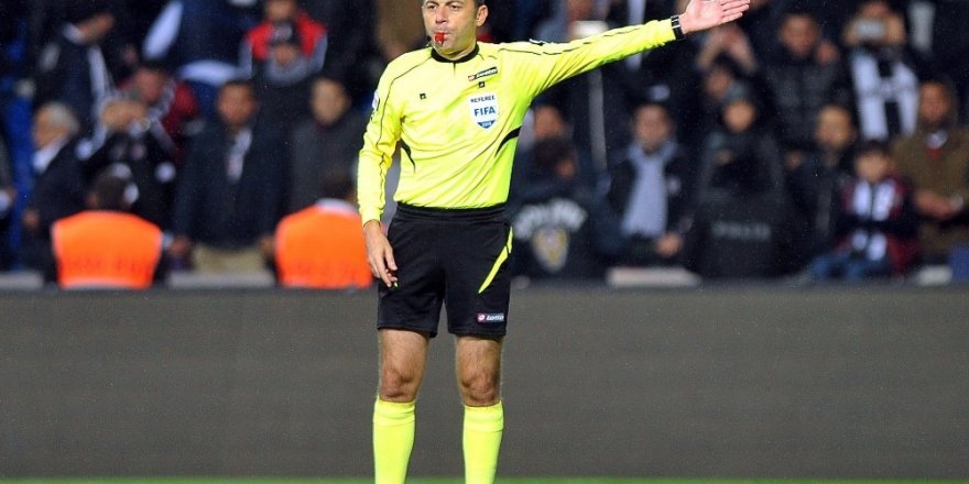 Fenerbahçe-beşiktaş Derbisi Cüneyt Çakır’ın