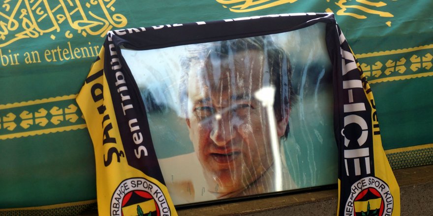 USTA YÖNETMEN TUNÇ BAŞARAN SON YOLCULUĞUNA UĞURLANDI