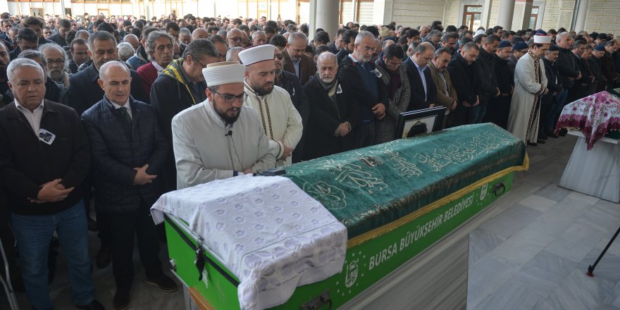 (EK BİLGİ VE FOTOĞRAFLARLA)  ULUDAĞ'DA ÖLEN DAĞCI SON YOLCULUĞUNA UĞURLANDI