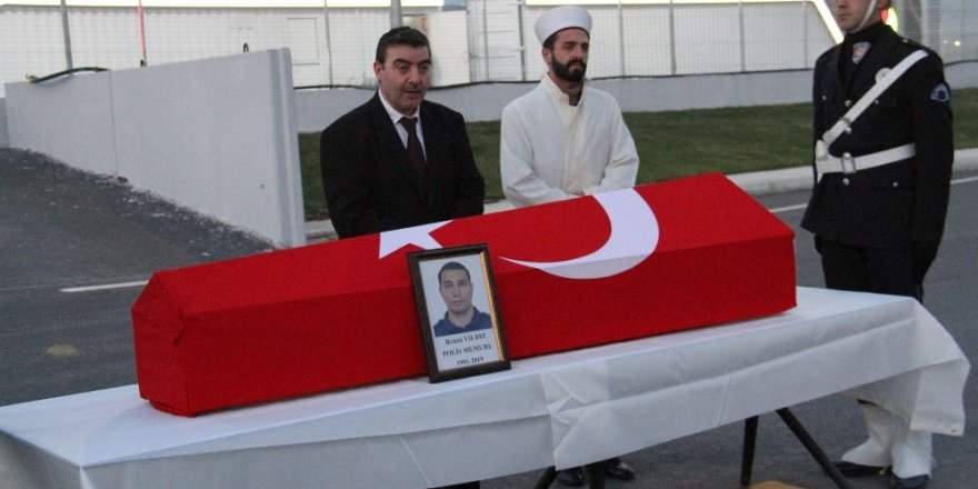 Hayatını Kaybeden Polis İçin İstanbul Havalimanı’nda Cenaze Töreni Düzenlendi