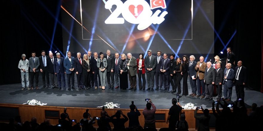 SİGARA İÇENLERİN SAYISI 30 MİLYONDAN 20 MİLYONA DÜŞTÜ