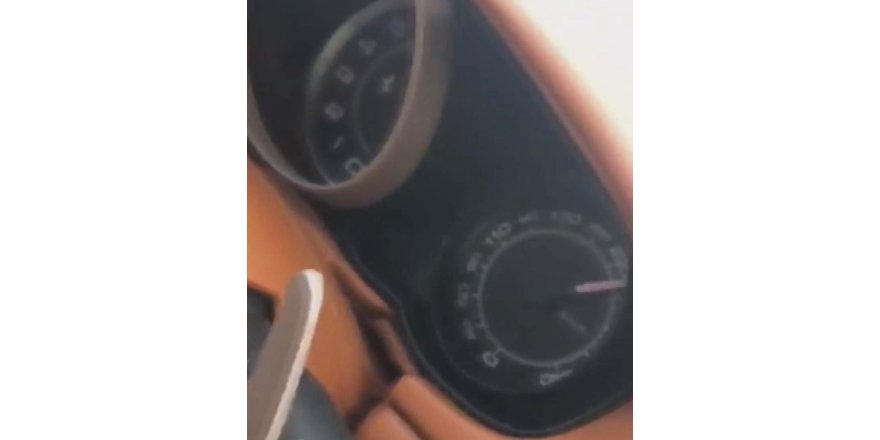 LÜKS ARAÇLA HIZ YAPAN ÖZCAN DENİZ'İN YEĞENİ YAKALANDI