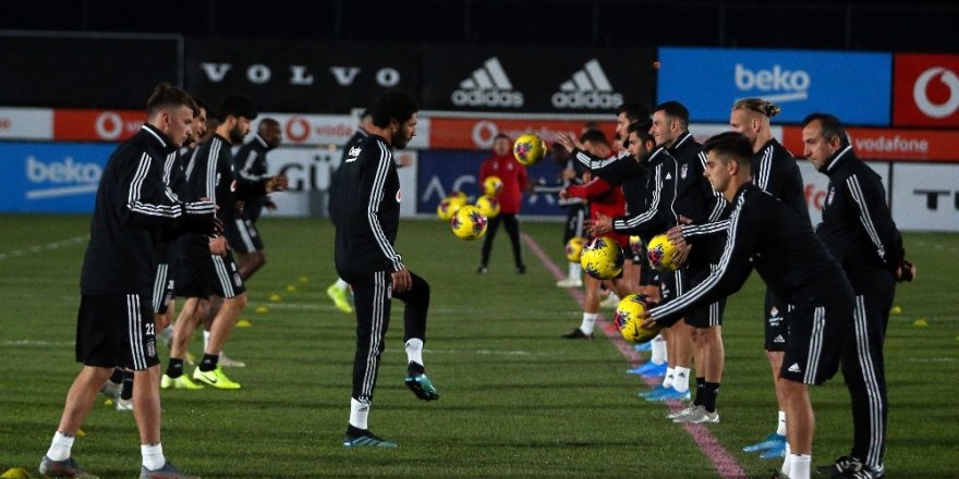 Beşiktaş Derbi Hazırlıklarını Tamamladı