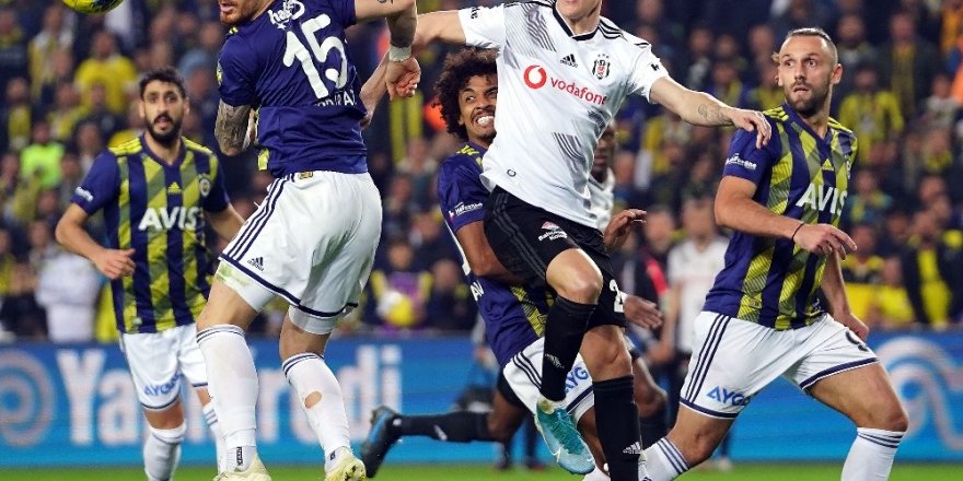 Süper Lig: Fenerbahçe: 3 - Beşiktaş: 1 (Maç Sonucu)