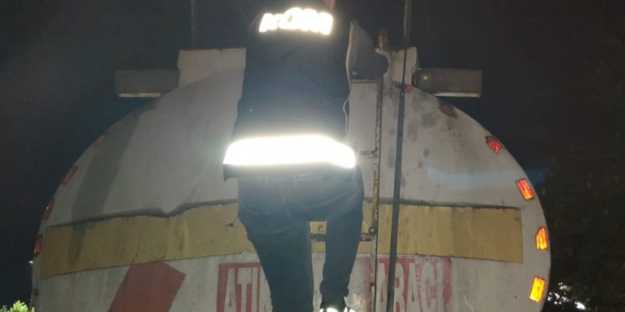 İSTANBUL'DA AKARYAKIT KAÇAKÇILARINA OPERASYON: 5 GÖZALTI