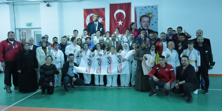 ÖZEL SPORCULAR JUDO MİLLİ TAKIM SEÇMELERİ YAPILDI