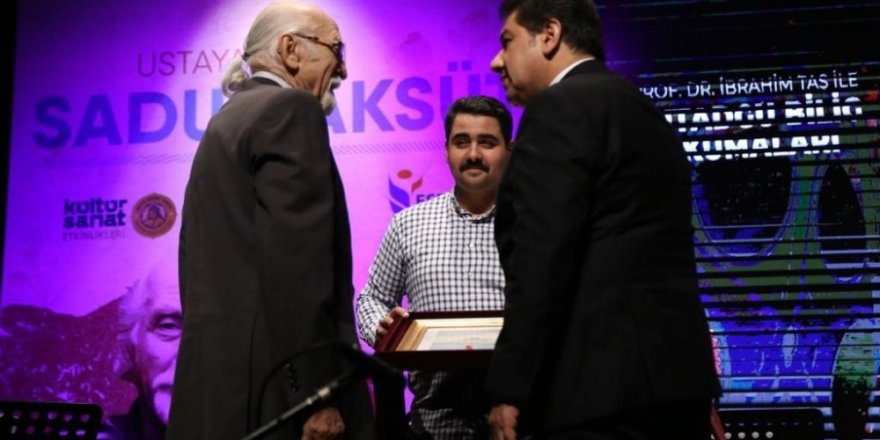 Esenler’de Tanburi Sadun Aksüt İçin Saygı Gecesi Düzenlendi