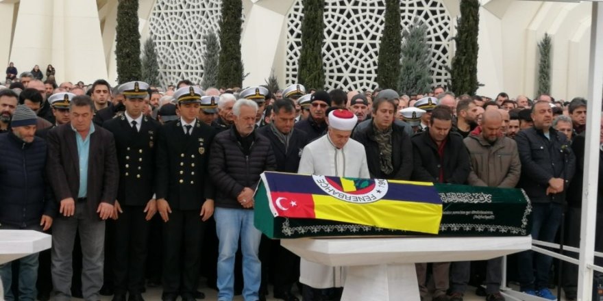 Hint Okyanusu’nda Öldürülen Kaptan Bora Ekşi Son Yolculuğuna Uğurlandı