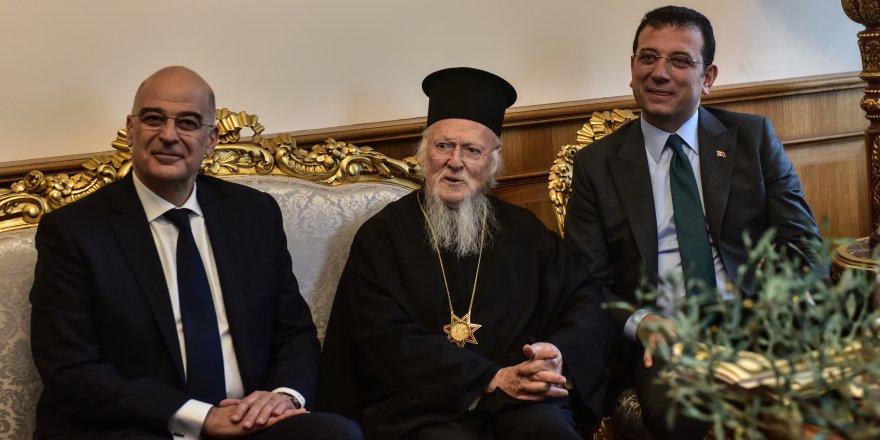 YUNANİSTAN DIŞİŞLERİ BAKANI DENDİAS: HERKESE MUTLU YILLAR VE SAĞLIK DİLİYORUM