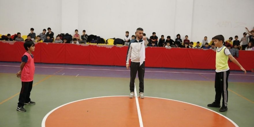 Unutulan Sokak Oyunları Başakşehir’de Canlandı