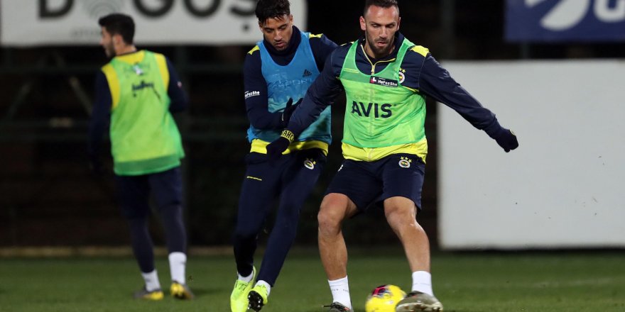 FENERBAHÇE, ÇAYKUR RİZESPOR'A HAZIRLANIYOR