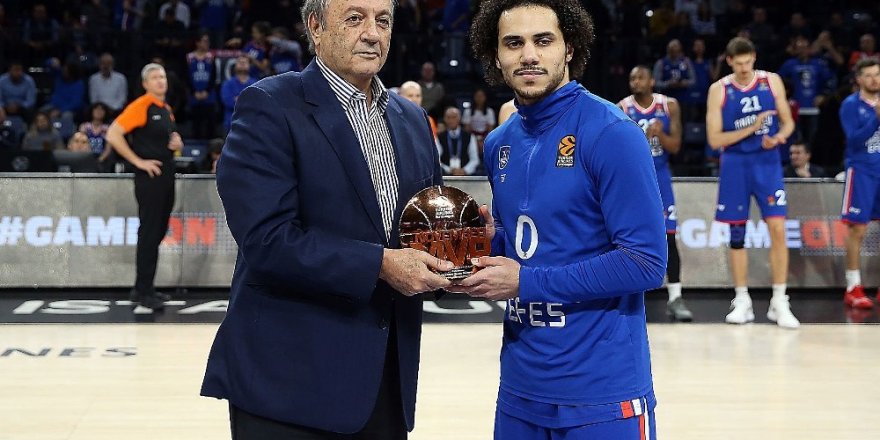 Larkin Mvp Ödülünü Aldı