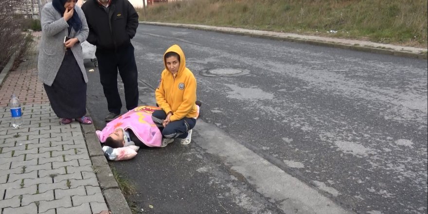 EVDEN GETİRDİĞİ BATTANİYEYİ YARALININ ÜSTÜNE ÖRTTÜ 