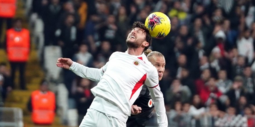 Süper Lig: Beşiktaş: 0 - Gençlerbirliği: 1 (İlk Yarı)