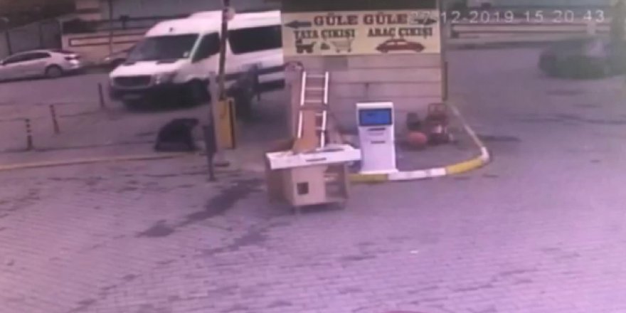 ESENYURT'TA İŞÇİNİN ÖLÜMDEN DÖNDÜĞÜ ANLAR