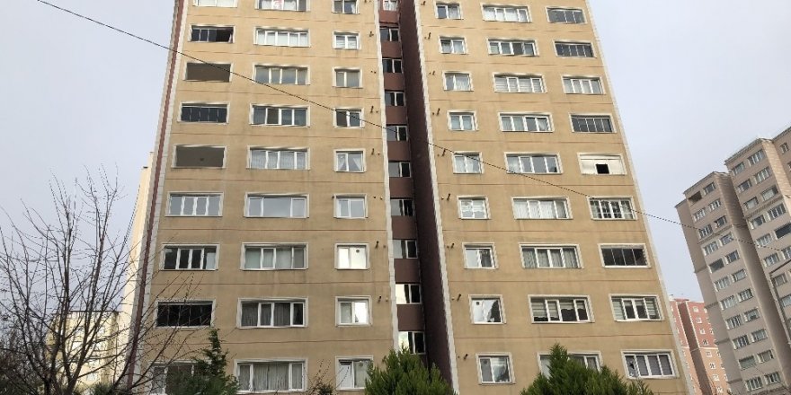 Beylikdüzü’nde İki Çoçuk Annesi Kadın, Eşini Öldürdü