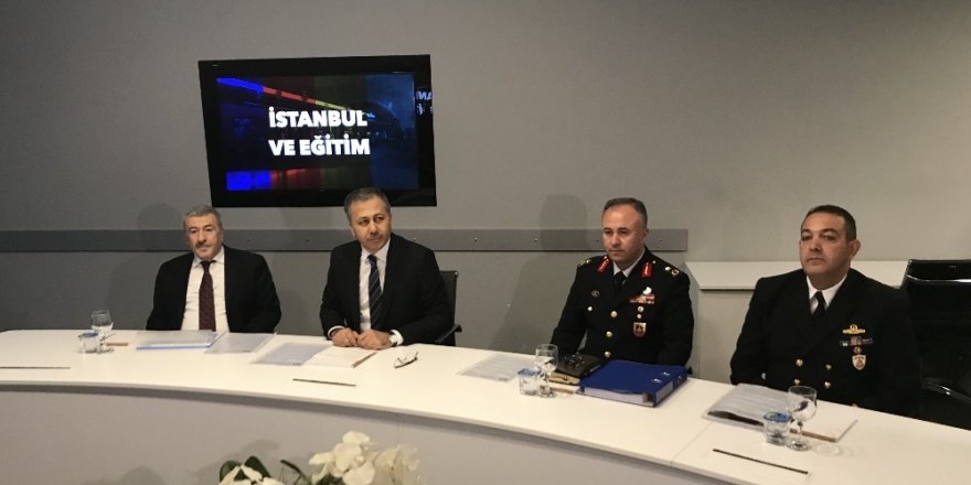 İstanbul’da Yılbaşı Tedbirlerinin Ele Alındığı Toplantı Başladı