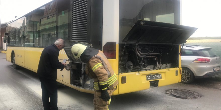 MALTEPE'DE OTOBÜS MOTORUNDA YANGIN