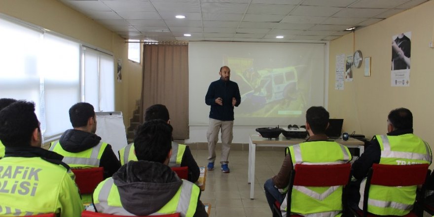 İstanbul Polisinin Nefes Kesen Sürüş Eğitimi