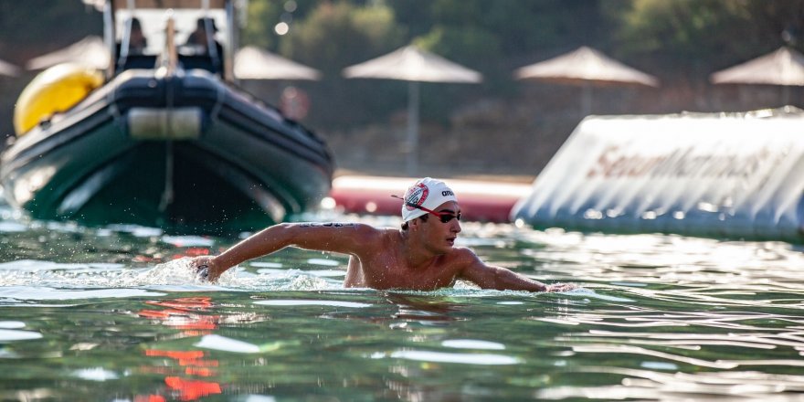 UĞURCAN ÖZER: 8 YAŞINDA REHABİLİTASYON AMAÇLI YÜZME SPORUNA BAŞLADIM