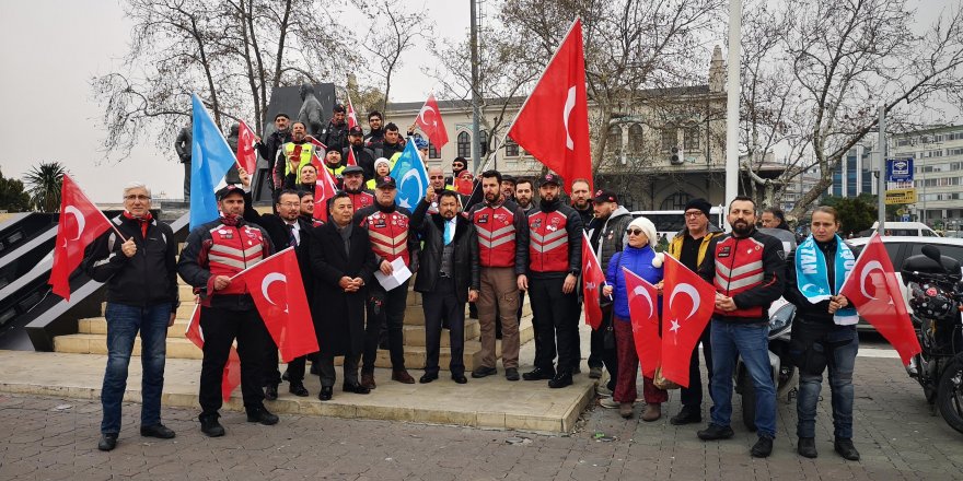 MOTOSİKLETLİLERDEN DOĞU TÜRKİSTAN EYLEMİ