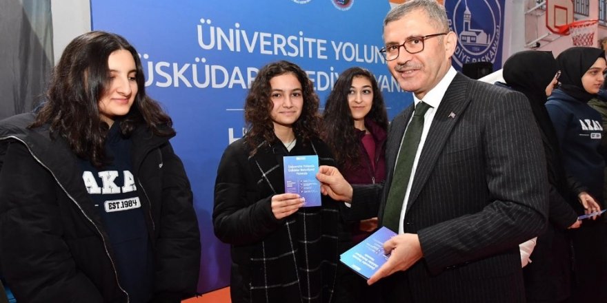 Gençler Soru Bankası Kitapları Yerine Akıllı Cihazlarında Soru Çözecek