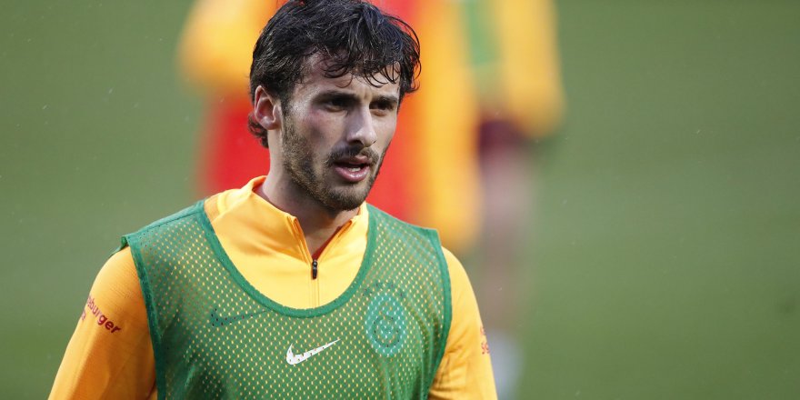 GALATASARAY'DA SARACCHİ İLK ANTRENMANINA ÇIKTI