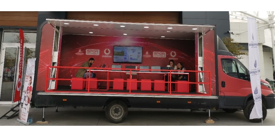 Vodafone Kodlama Minibüsü, 11 Ocak’ta İstanbul Turuna Çıkıyor