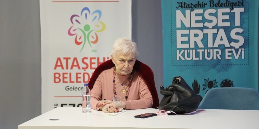 Pınar Kür, Ataşehir’de Okurlarıyla Bir Araya Geldi