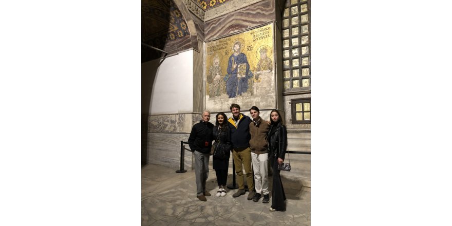 DÜNYACA ÜNLÜ ÇİFTİN AYASOFYA’DAN FOTOĞRAFI ORTAYA ÇIKTI:'EŞİ BENZERİ YOK' DEMİŞLER