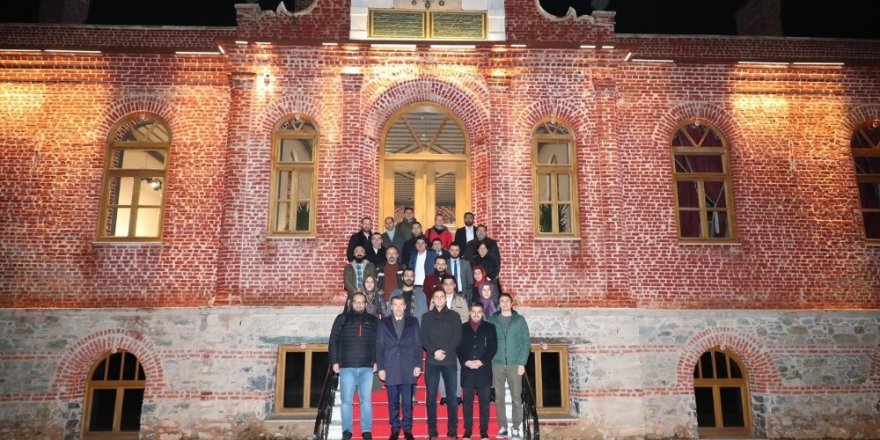 Başkan Arısoy Gazetecileri Unutmadı