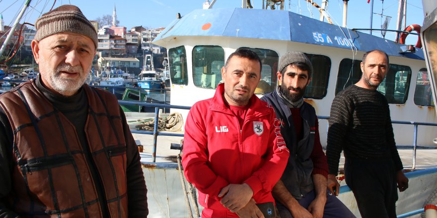 KAZAZEDELERE İLK ONLAR ULAŞTI; 3 KİŞİ PERVANEYE TUTUNMUŞ BAĞIRIYORDU