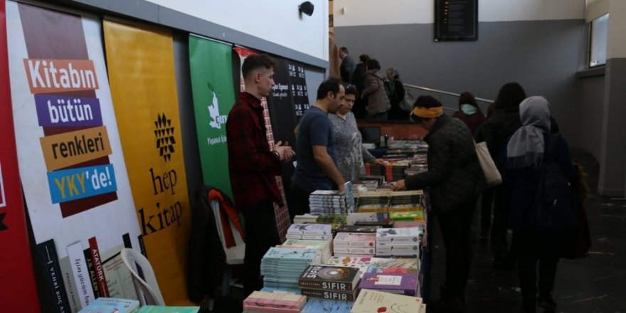 Edebiyatın Kalbi Kartal’da Atıyor