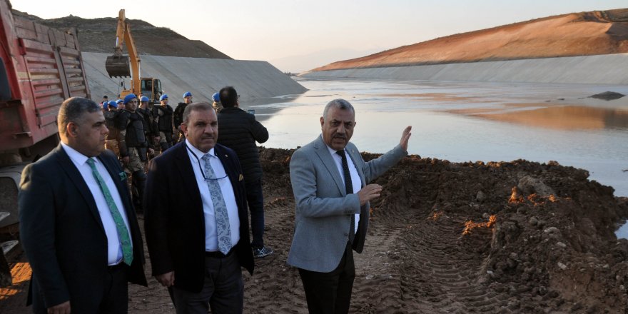 50 YILLIK HAYAL GERÇEK OLDU; REYHANLI BARAJI'NA SU VERİLMEYE BAŞLANDI