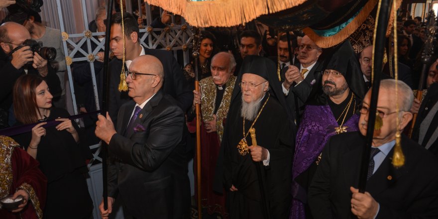 TÜRKİYE ERMENİLERİ 85. PATRİĞİ MAŞALYAN İÇİN TAHTA ÇIKIŞ TÖRENİ DÜZENLENDİ 