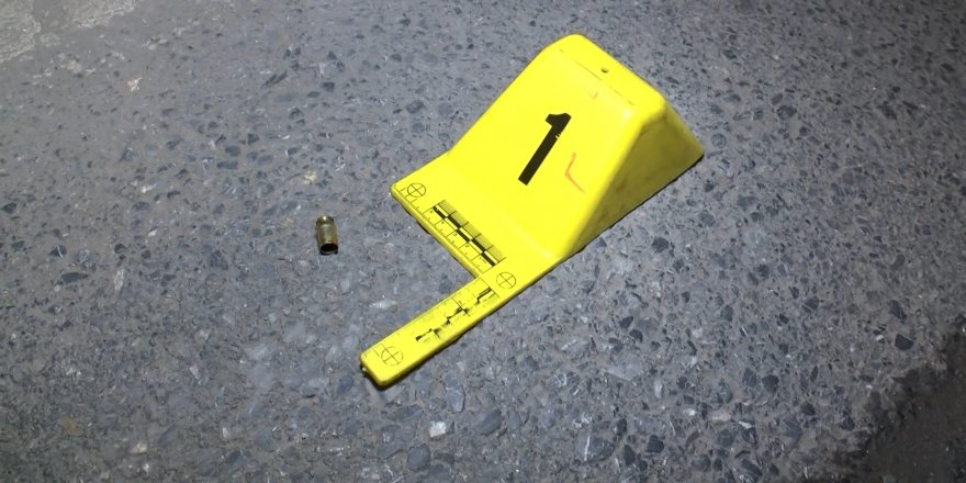 SOYGUNCULAR KENDİLERİNİ FARK EDEN KİŞİYİ VURUP KAÇTILAR