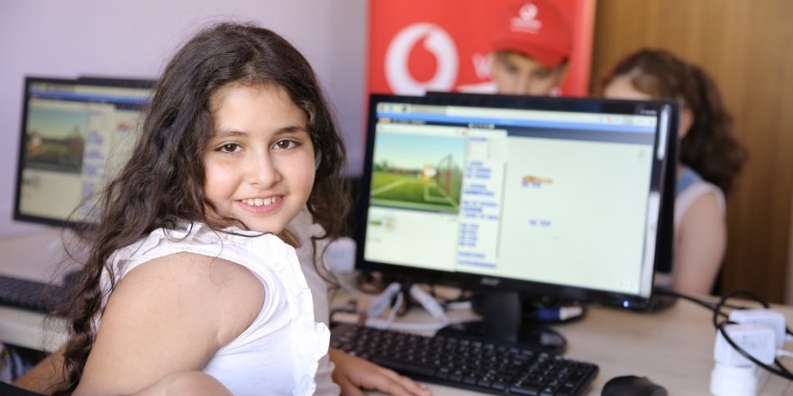 Vodafone, Çevresel Etkisini Yarıya İndirecek