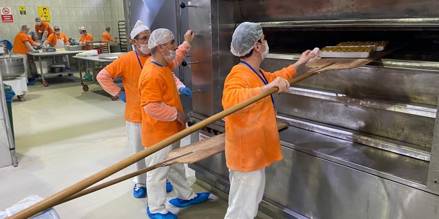 MALTEPE CEZAEVİ'NDE GÜNDE 30 BİN EKMEK ÜRETİLİYOR