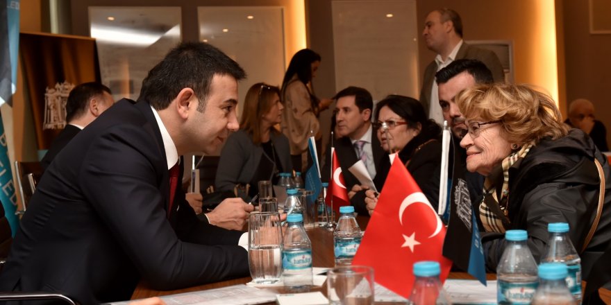 BAŞKAN AKPOLAT, KOMŞULARINI AĞIRLADI