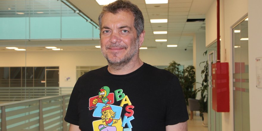 ÇOCUKLAR, VAROL YAŞAROĞLU İLE KENDİ ‘KAHRAMANINI’ YARATTI