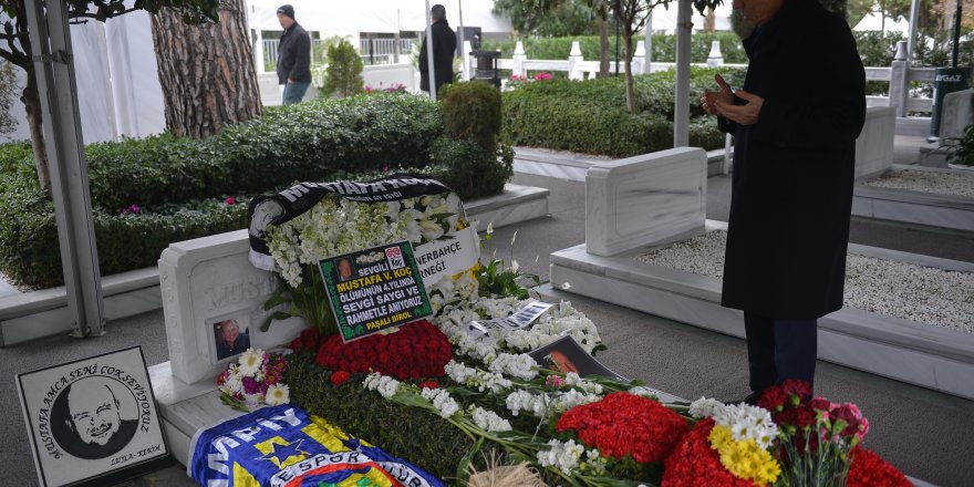 MUSTAFA KOÇ MEZARI BAŞINDA ANILDI 