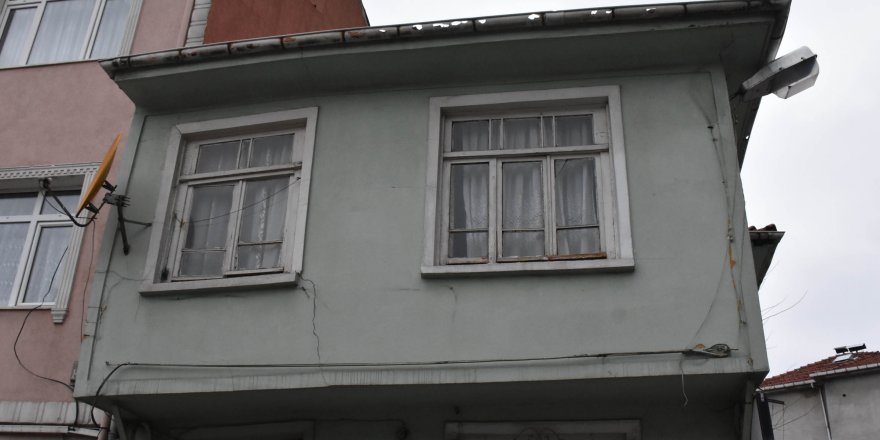 ORHAN KEMAL'İN BİR SÜRE YAŞADIĞI EV YIKILMA TEHLİKESİYLE KARŞI KARŞIYA