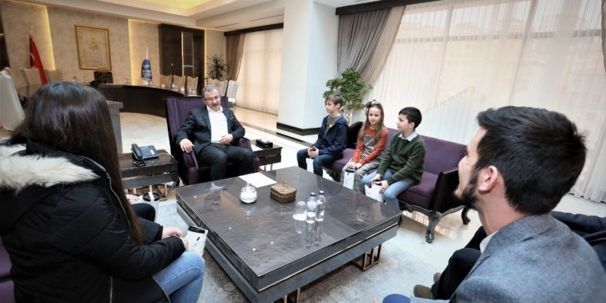 Rami Bilgi Evi Öğrencilerinden ‘Dev Mektup Projesi’