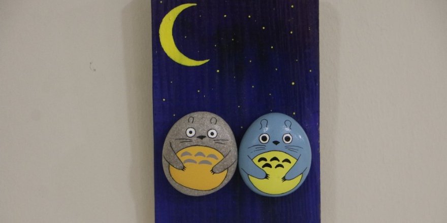 Taş Boyama Sergisi Kartallı Sanatseverler İle Buluştu