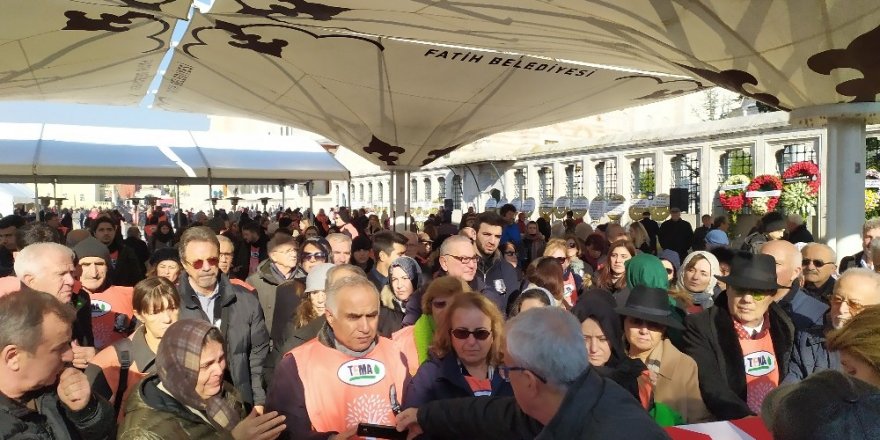 Toprak Dede Son Yolculuğuna Uğurlandı