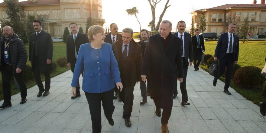 Cumhurbaşkanı Erdoğan: “Berlin Sürecine Gelen Ülkelerin Bu Adama Artık Yüz Vermemesi Lazım”