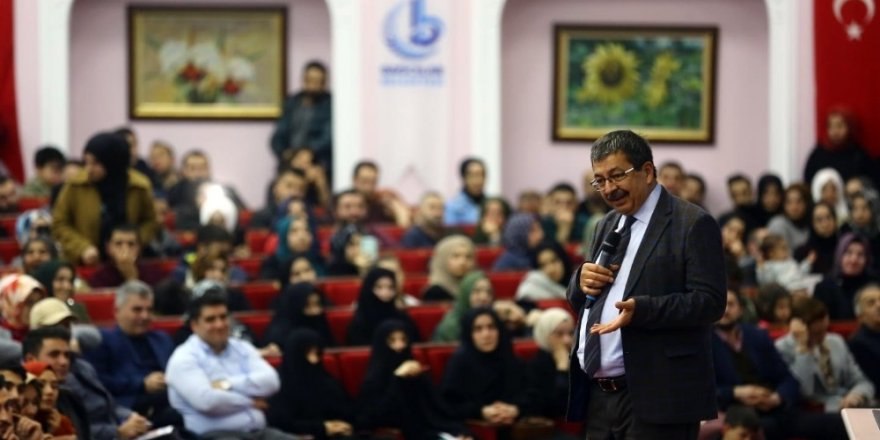 Yazar Hayati İnanç, Depremzedeler İçin Dua Ve Yardım Çağrısı Yaptı