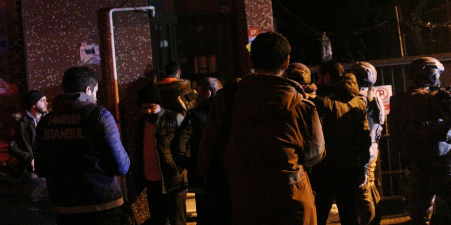 İSTANBUL'DA UYUŞTURUCU OPERASYONU: 74 GÖZALTI