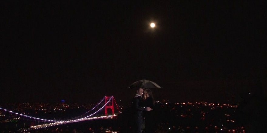 İstanbul’da Süper Ay Böyle Görüntülendi