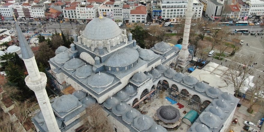 Yeni Cami’de Çamaşırlı Restorasyon